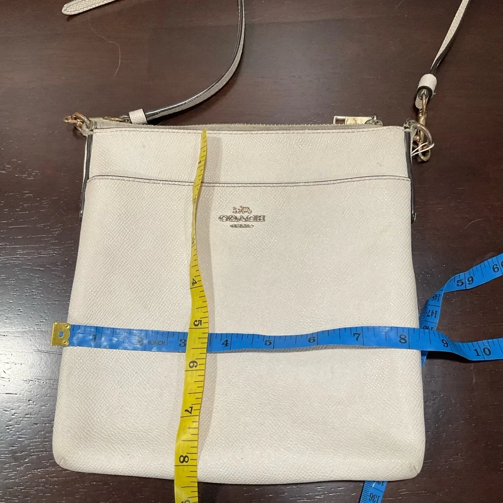 COACH LEATHER‎ IVORY CROSSBODY BAG